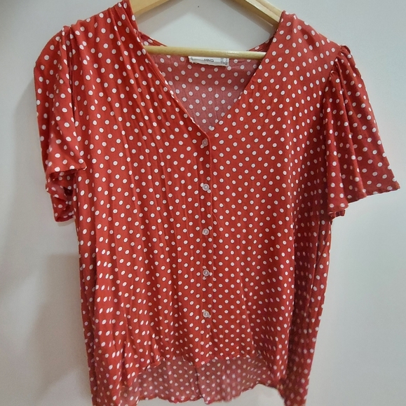 🛍️🛍️🛍️Mango polka dot top, size Xl.
